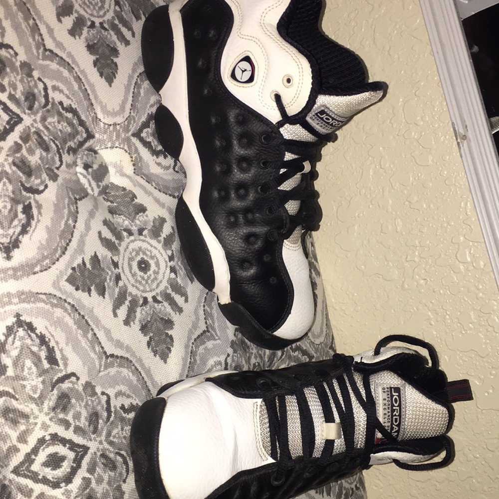 Jumpman team 2 Jordan’s black & white